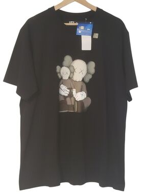 UNIQLO UT KAWS T Shirt Graphic Print Art Black XX Size L NEW